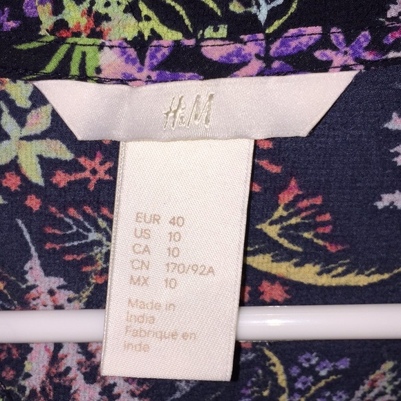 Dress - Picture 5 of 6